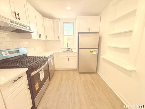 apt-1st-11 Starr Ave, Danbury, CT, 06810-5574 | Card Image