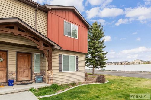 530 Sunflower Rd, Rexburg, ID, 83440-3288 | Card Image