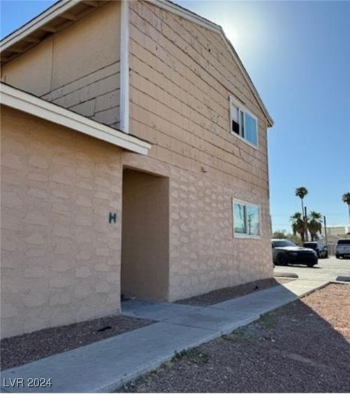 h-5116 Gray Lane, Las Vegas, NV, 89119 | Card Image