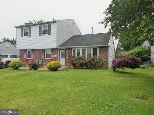 3724 Devonshire Pl, BENSALEM, PA, 19020-1439 | Card Image