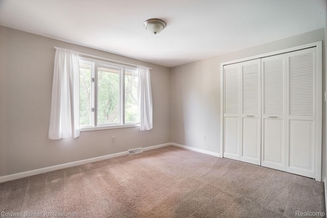 16 beacon hill bedroom 2.jpeg | Image 16