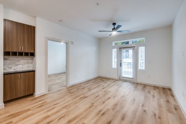 APT-315 - 512 N Ewing Ave, Condo with 2 bedrooms, 2 bathrooms and null parking in Dallas TX | Image 24