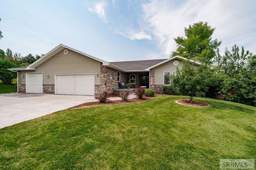 5264 E Skidmore Dr, Idaho Falls, ID, 83406-8203 | Card Image