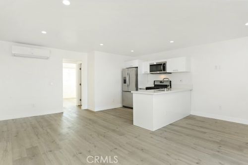 203-6745 Laurel Canyon Blvd, North Hollywood, CA, 91606 | Card Image