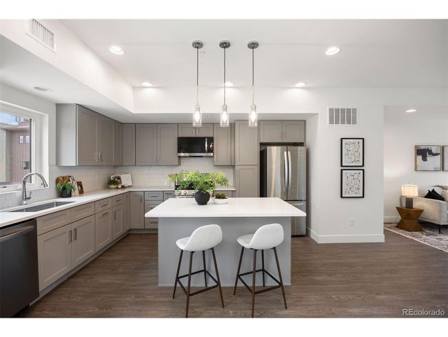 8408 W 52 Nd Ave, Townhouse with 2 bedrooms, 3 bathrooms and null parking in Arvada CO | Image 10
