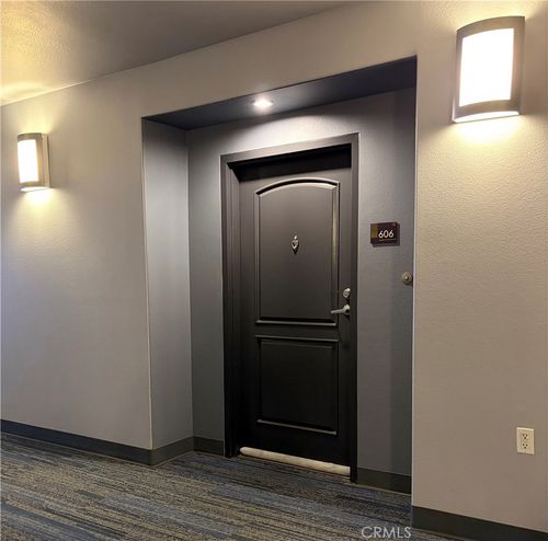 606-629 Traction Ave, Los Angeles, CA, 90013-2509 | Card Image