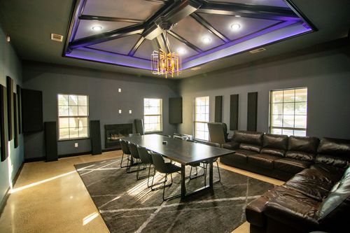 550 S State Highway 5, Fairview, TX, 75069-9453 | Card Image