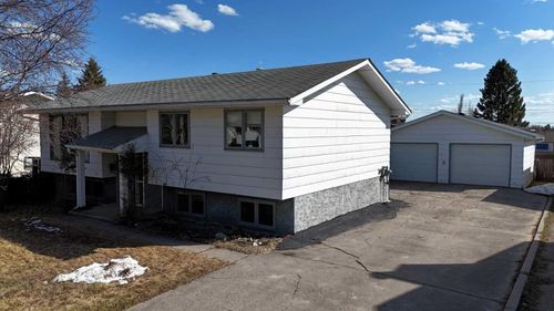 5319 12 Avenue, Edson, AB, T7E1J8 | Card Image
