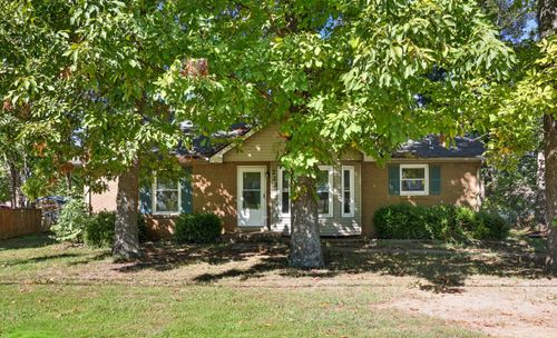221 Bob White Dr, Clarksville, TN, 37042-7303 | Card Image