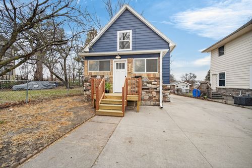 1159 18th St, Des Moines, IA, 50314-1215 | Card Image