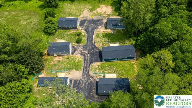 465 Royal Manor Rd, Home with 0 bedrooms, 0 bathrooms and 20 parking in Williams Twp PA | Image 4