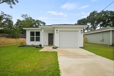 2934 Mccarty Rd, House other with 3 bedrooms, 2 bathrooms and 1 parking in Crestview FL | Image 2