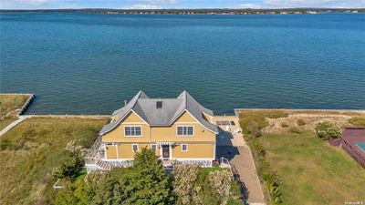 650 Dune Road, House other with 3 bedrooms, 4 bathrooms and null parking in Westhampton Beach NY | Image 1