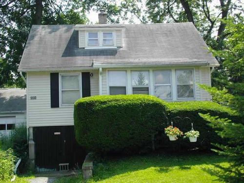 221 River Meadow Dr, Rochester, NY, 14623-4835 | Card Image