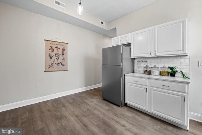 2011 Boone St, Townhouse with 4 bedrooms, 3 bathrooms and null parking in BALTIMORE MD | Image 7