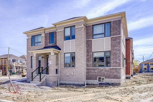 3262 Turnstone Blvd, Pickering, ON, L1X0N3 | Card Image