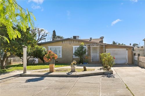 231 W 24th St, San Bernardino, CA, 92405-3703 | Card Image