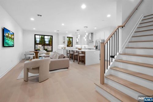 19 Fey Pl, Oradell, NJ, 07649 | Card Image