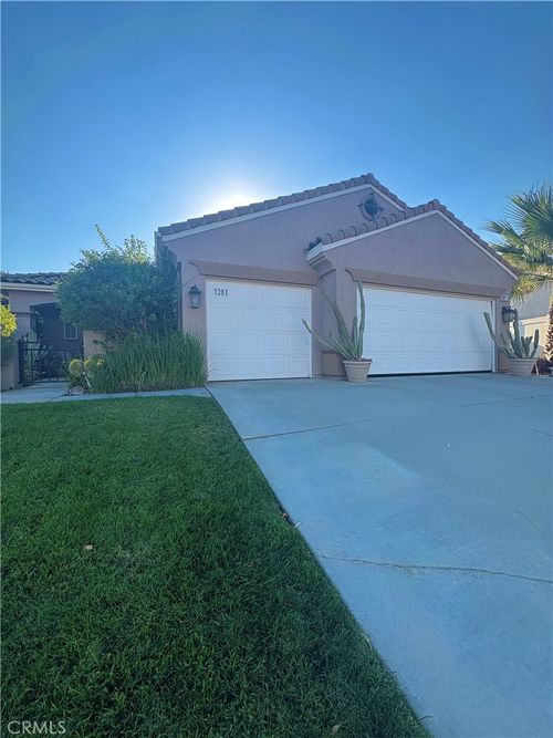 1281 Early Blue Ln, Beaumont, CA, 92223 | Card Image
