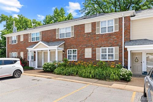 1408 Thrush Place, St Louis, MO, 63144 | Card Image