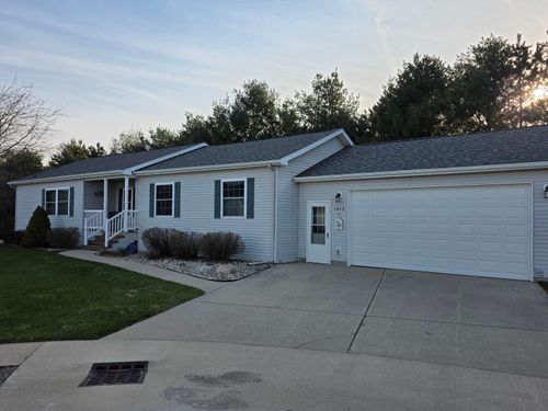 1412 Westwind Lane, Fremont, MI, 49412 | Card Image