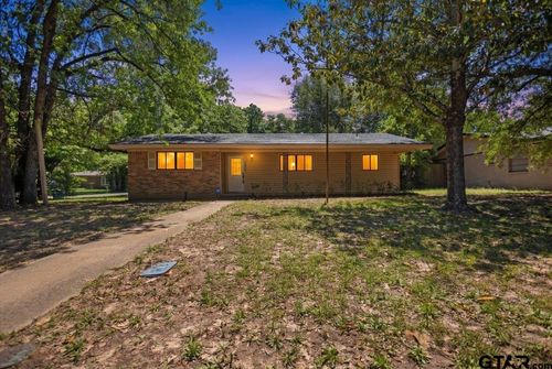 601 Ravenwood Drive, Athens, TX, 75751 | Card Image