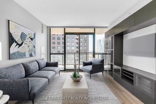 2605-2910 Highway 7, Vaughan, ON, L4K0H8 | Card Image