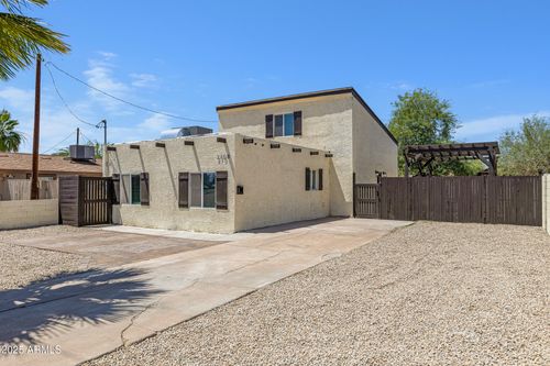 2708 E Roosevelt St, Phoenix, AZ, 85008-4947 | Card Image