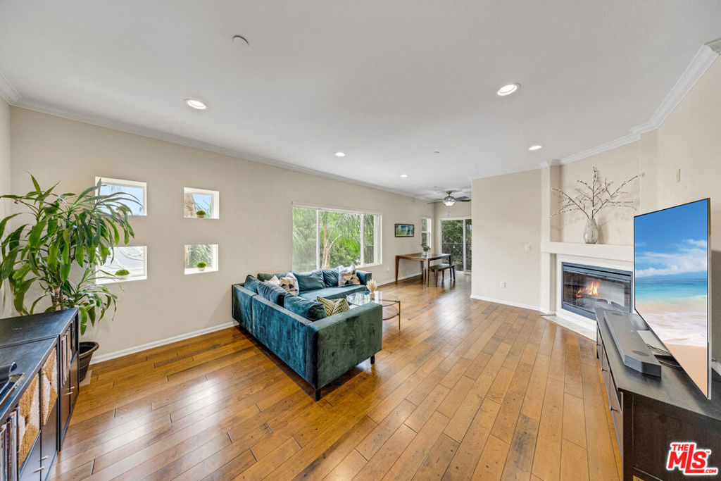Residential in Los Angeles 4