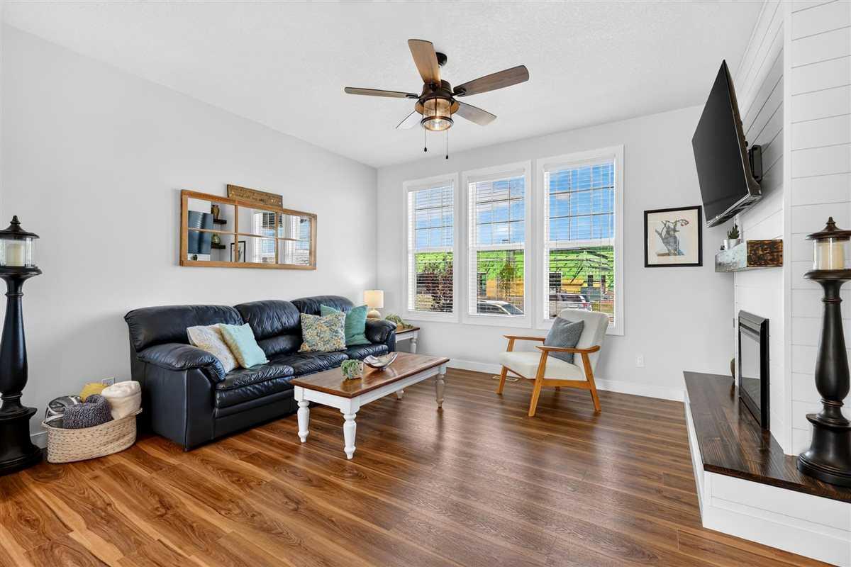 Residential in Chestermere 4