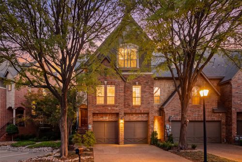 14891 Towne Lake Cir, Addison, TX, 75001-4951 | Card Image