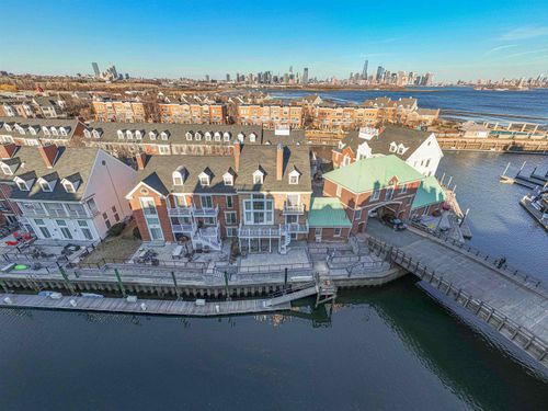 30 Half Moon Isle, Jersey City, NJ, 07305-5408 | Card Image