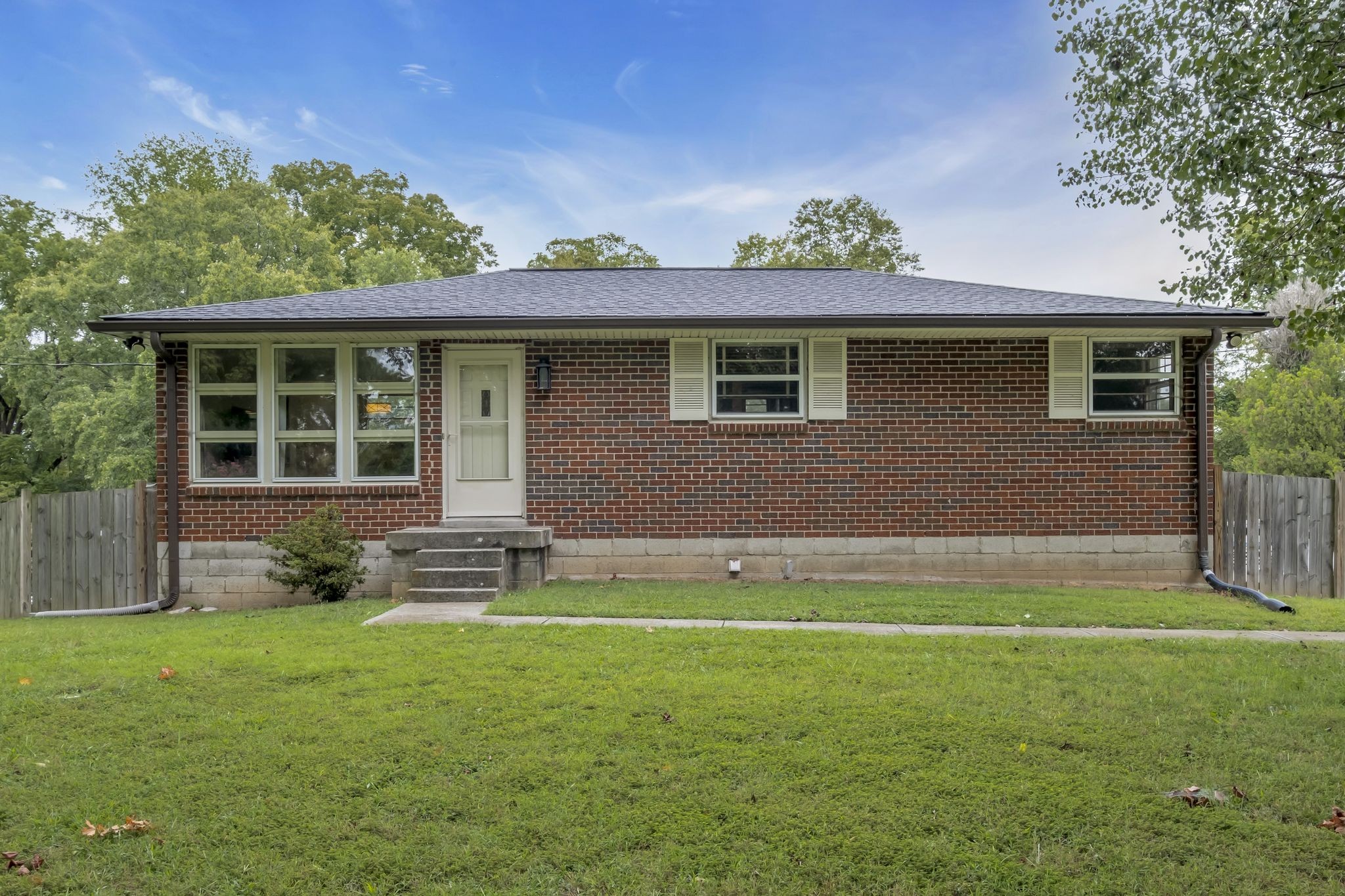Hopedale Dr, Nashville, TN 37211
