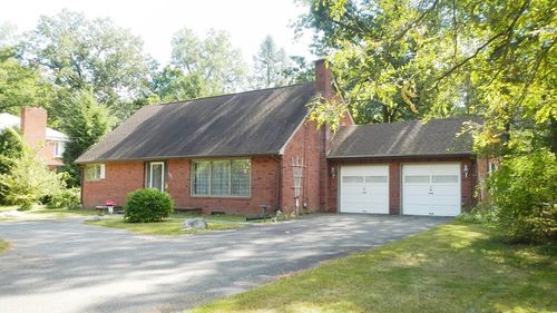 405 Converse St, Longmeadow, MA, 01106-1710 | Card Image