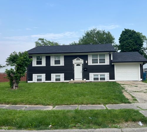 3949 Chateau Dr, Indianapolis, IN, 46226-5455 | Card Image