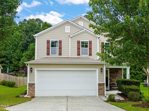 3724 Mountain Brook Cir, Durham, NC, 27704-3889 | Card Image