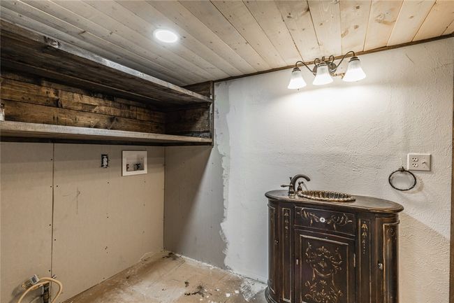 200 Private Road 5825 A, House other with 3 bedrooms, 2 bathrooms and null parking in Groesbeck TX | Image 33