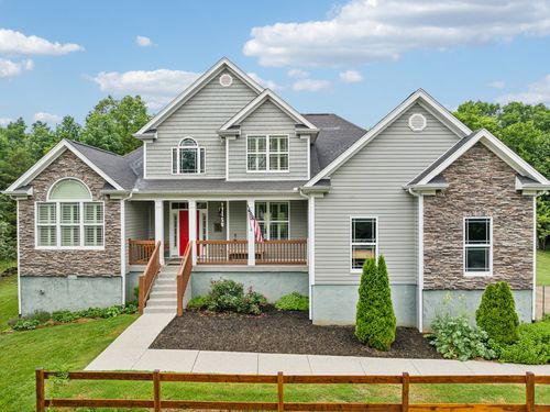 168 Agee Branch Ln, Hickman, TN, 38567-5096 | Card Image