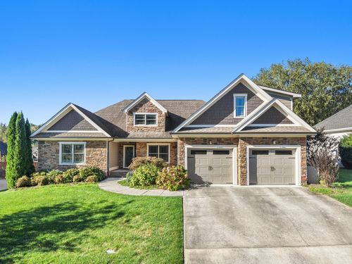 5940 Sunset Canyon Dr, Hixson, TN, 37343-2670 | Card Image