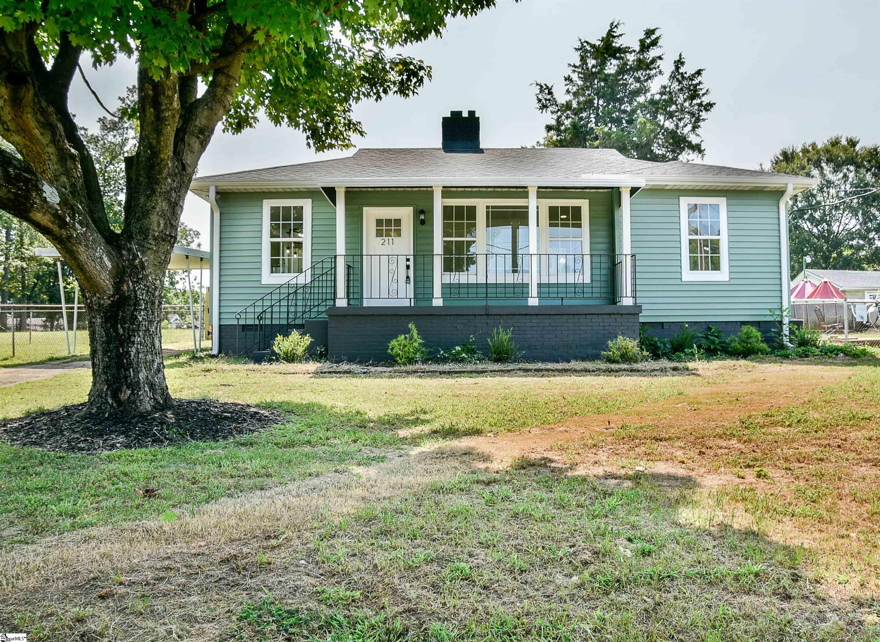 Mcdowell St, Greenville, SC 29611