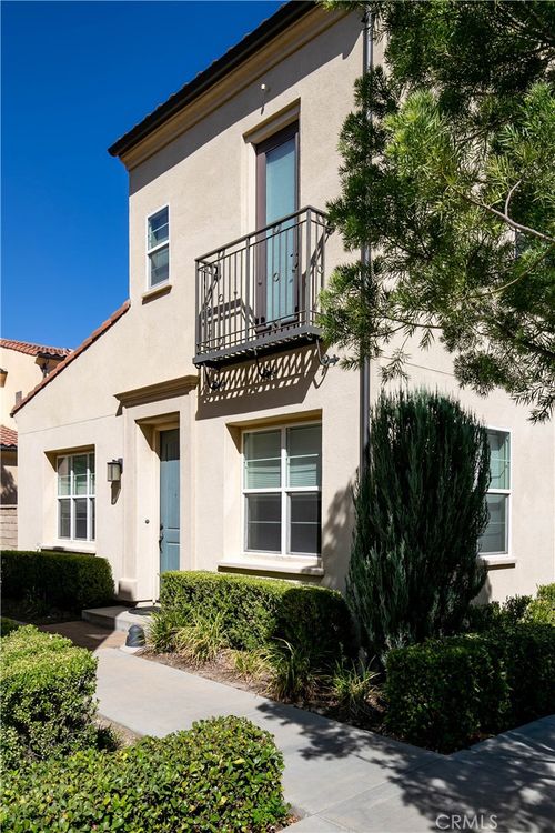 21716 Propello Dr, Saugus, CA, 91350-8541 | Card Image