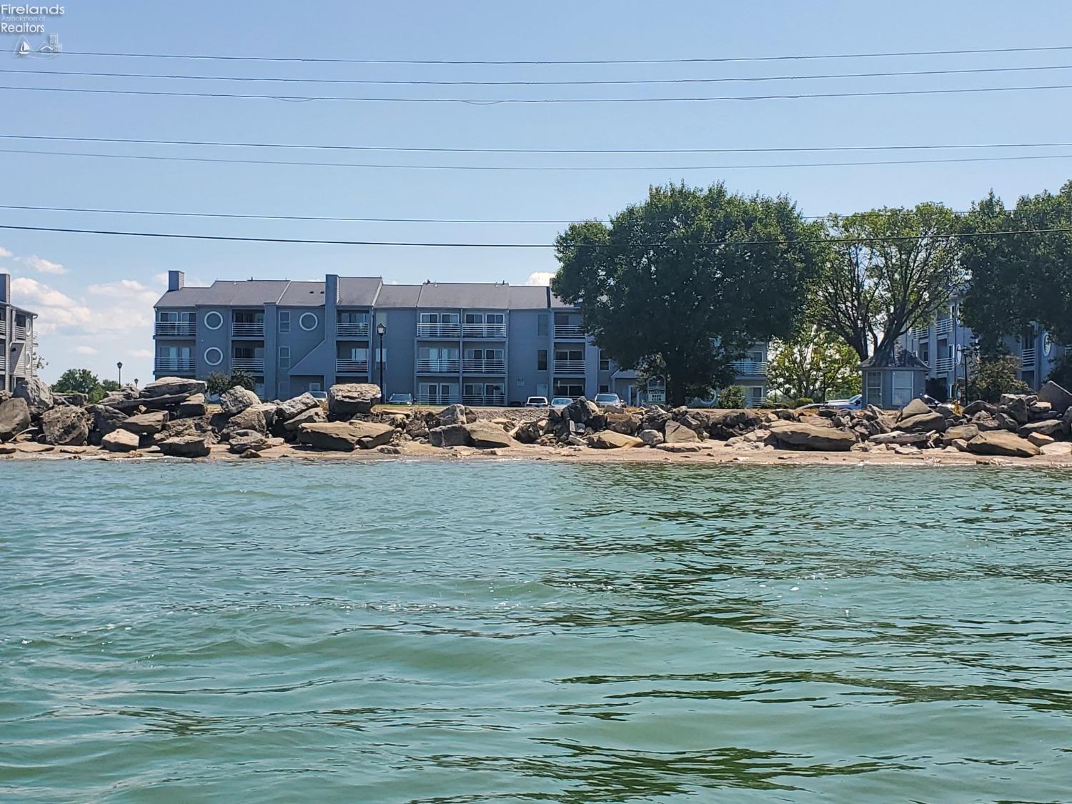 Clinton Reef Dr, Port Clinton, OH 43452