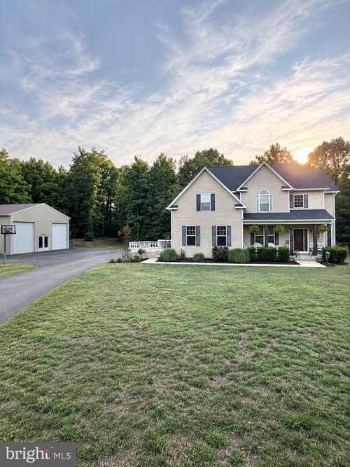 6825 Dillon Ct, Hughesville, MD, 20637-2578 | Card Image
