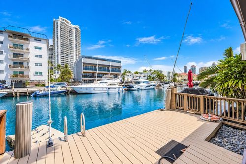 a-6-3805 Ne 170th St, North Miami Beach, FL, 33160-3169 | Card Image