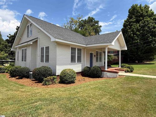 210 W Maple Street, Clinton, SC, 29325 | Card Image