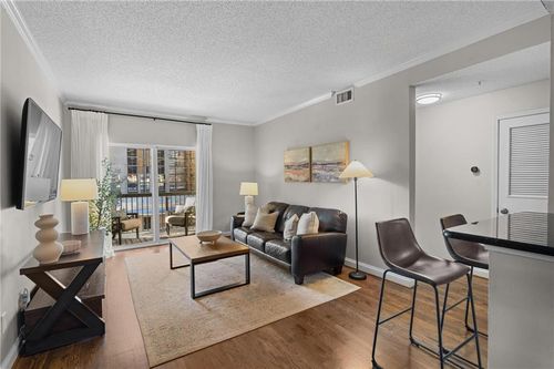 b301-1074 Peachtree Walk Ne, Atlanta, GA, 30309-4401 | Card Image