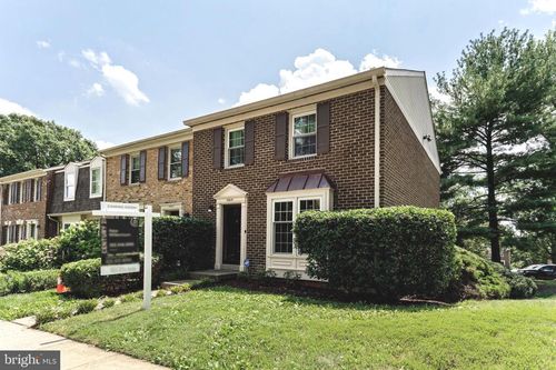 7409 Adams Park Ct, ANNANDALE, VA, 22003-5721 | Card Image