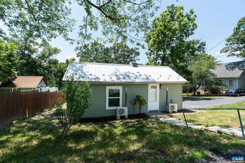 1805 Shenandoah Ave, Waynesboro, VA, 22980-3147 | Card Image