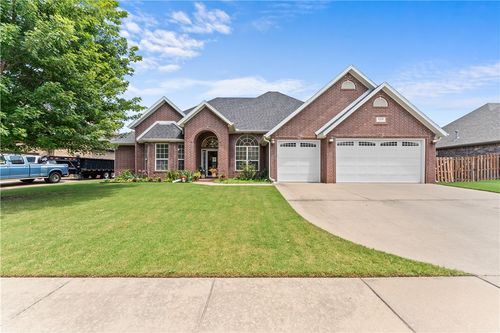 4376 W Wedge Dr, Fayetteville, AR, 72704-7517 | Card Image