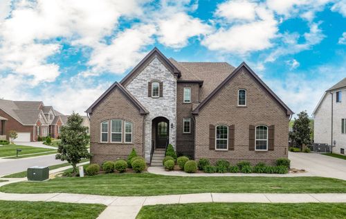 401 Herring Trl, Nolensville, TN, 37135-3027 | Card Image